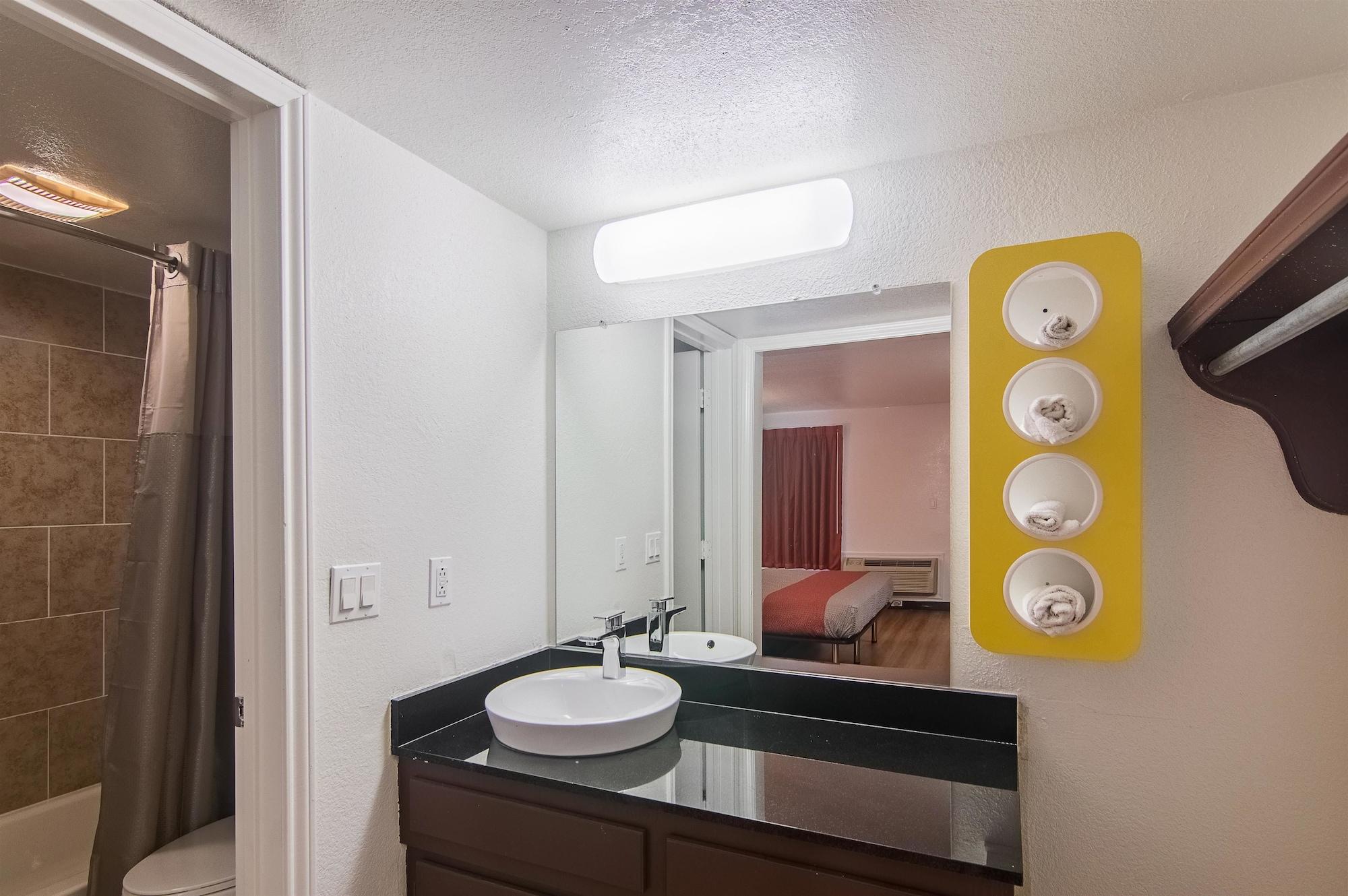 Motel 6-Paris, Tx Exterior photo