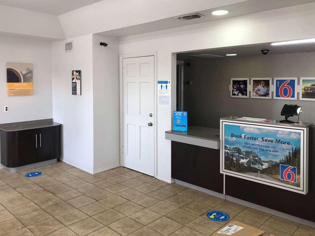 Motel 6-Paris, Tx Interior photo